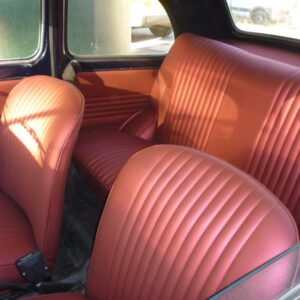 sellerie cuir automobile, véhicule de collection