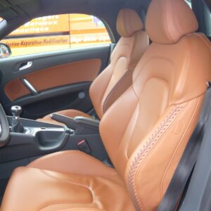 sellerie cuir automobile