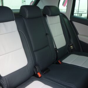 sellerie intérieur cuir automobile